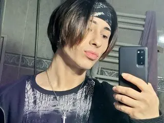 AlexFriendly video shows