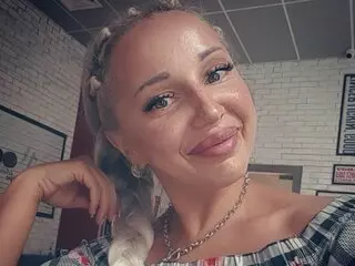 AmaliaKristal nude webcam